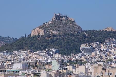Studio With Private Terrace And View Of Acropolis! Aten Exteriör bild