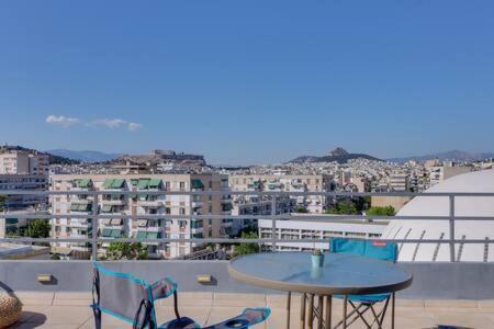 Studio With Private Terrace And View Of Acropolis! Aten Exteriör bild